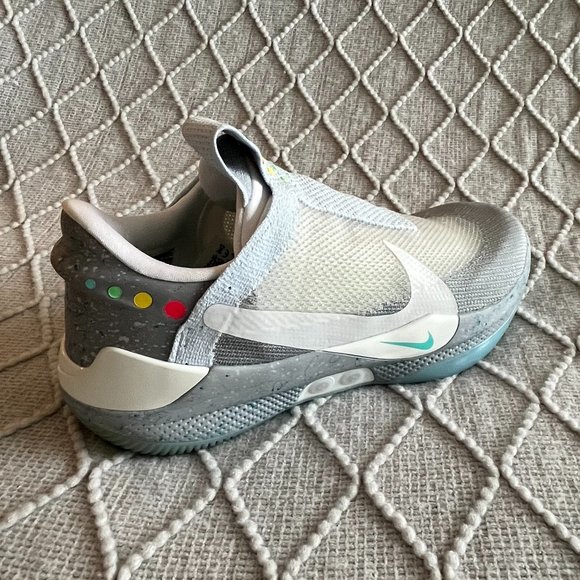 Nike Adapt BB “Mag” Sneakers - Picture 8 of 16